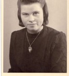 Frau Ellen Seefeldt, wife of Willi