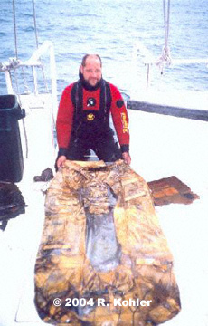 UW Artifact Life Raft